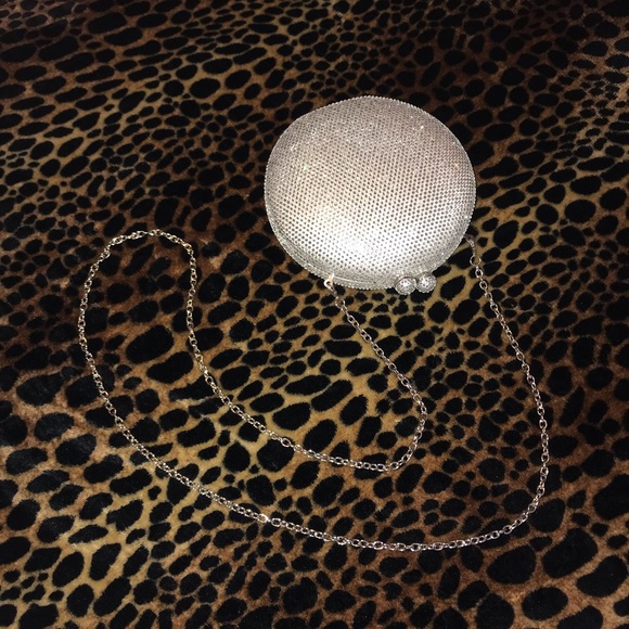 Silver Rhinestone Purse - Picture 5 of 9